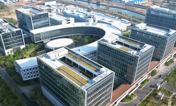 2025年小程序定制开发趋势:技术选型与成本控制实务分析